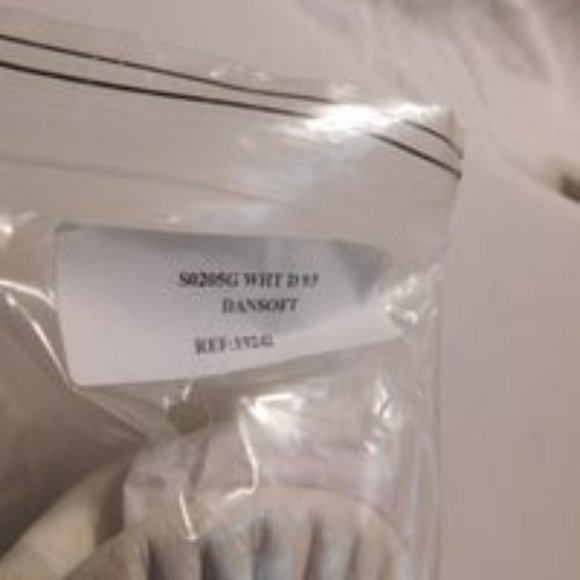 Bloch Dansoft Ballet Slipper Girl's Size 9.5D White New in Box - Picture 3 of 6